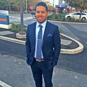 Meet your Posher, Lawrence